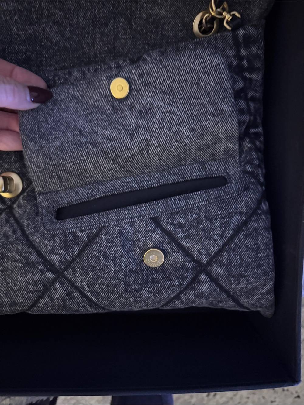 CHANEL Maxi flap Quilted Shoulder Bag in black denim‼️Read Description ‼️ - Picture 8 of 12